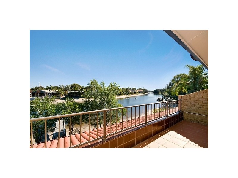 1/2 Broadmeadows Road, Maroochydore QLD 4558