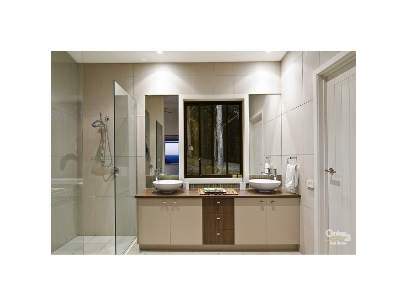 379 Ninderry Rd, Ninderry QLD 4561