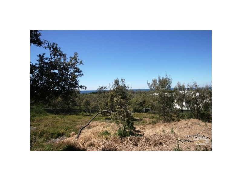 Castaways Beach QLD 4567