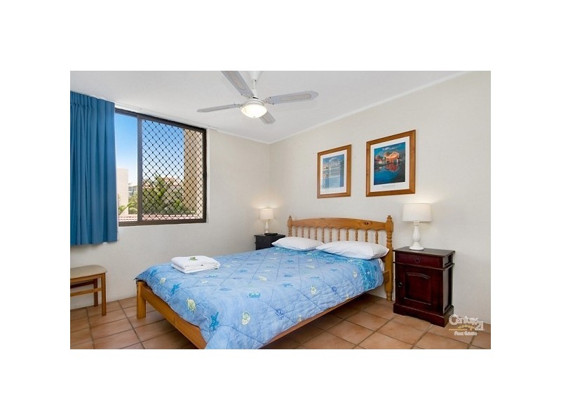 11 / 2 MAROUBRA Street, Maroochydore QLD 4558