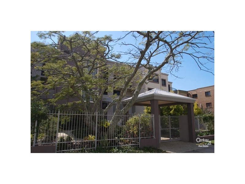 1/87 Duporth Ave, Maroochydore QLD 4558