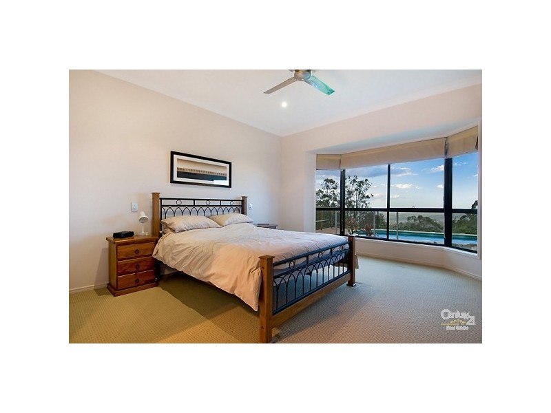 124 Hovard Road, Bald Knob QLD 4552