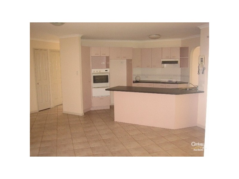 10 Mountain Close, Mountain Creek QLD 4557