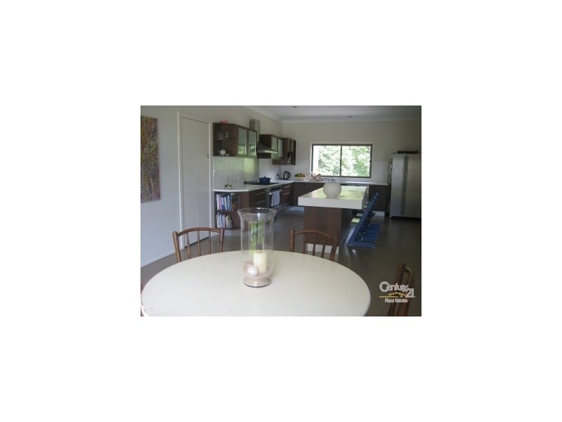 205 Upper Rosemount Road, Rosemount QLD 4560