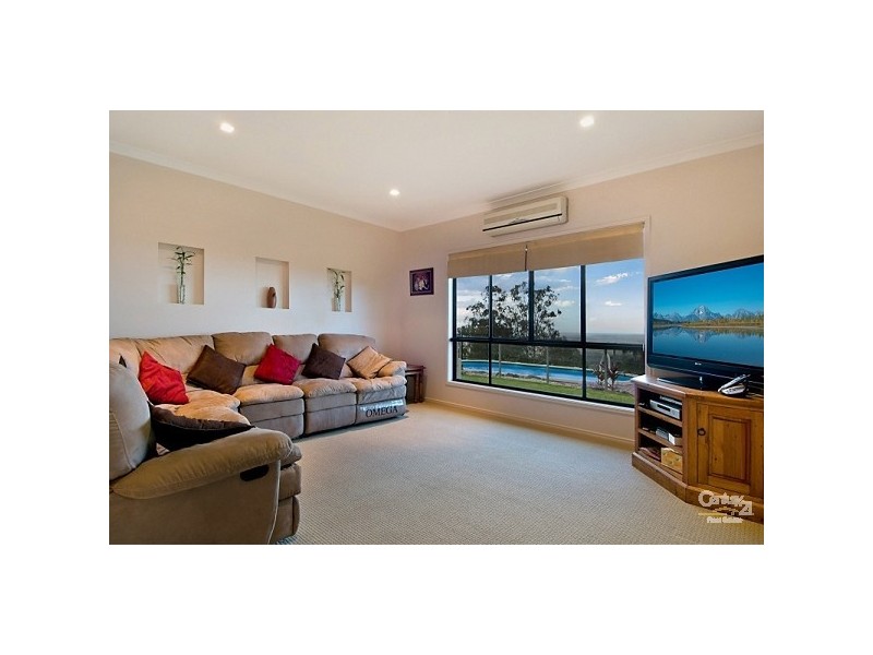 124 Hovard Road, Maleny QLD 4552