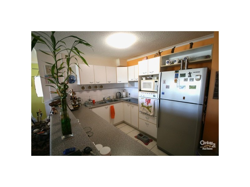 4/35 Bradman Ave, Maroochydore QLD 4558