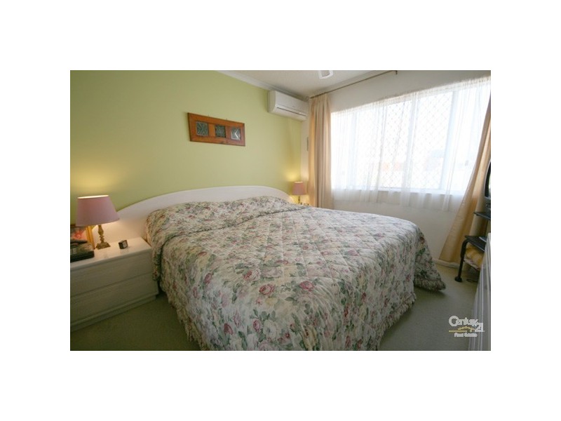 4/35 Bradman Ave, Maroochydore QLD 4558