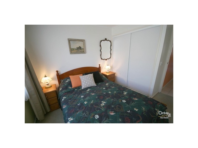 4/35 Bradman Ave, Maroochydore QLD 4558