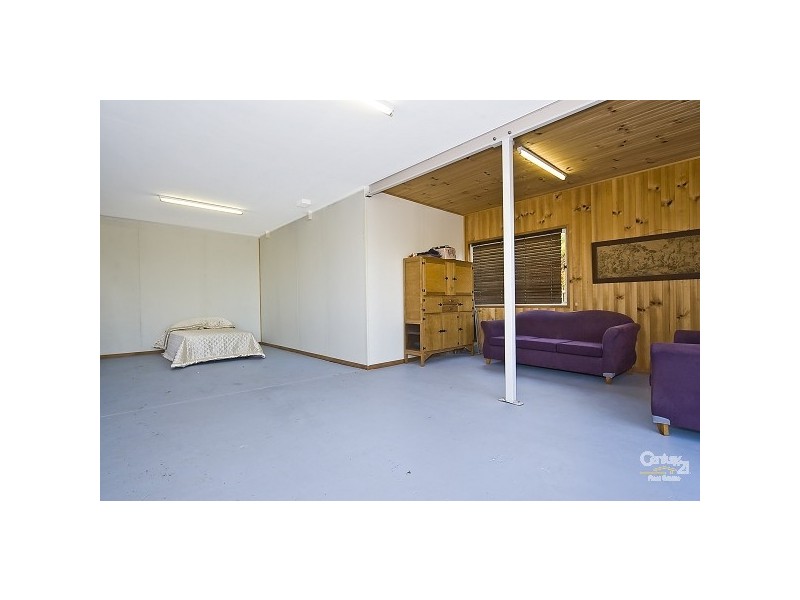 9 Godfreys Avenue, Maroochydore QLD 4558