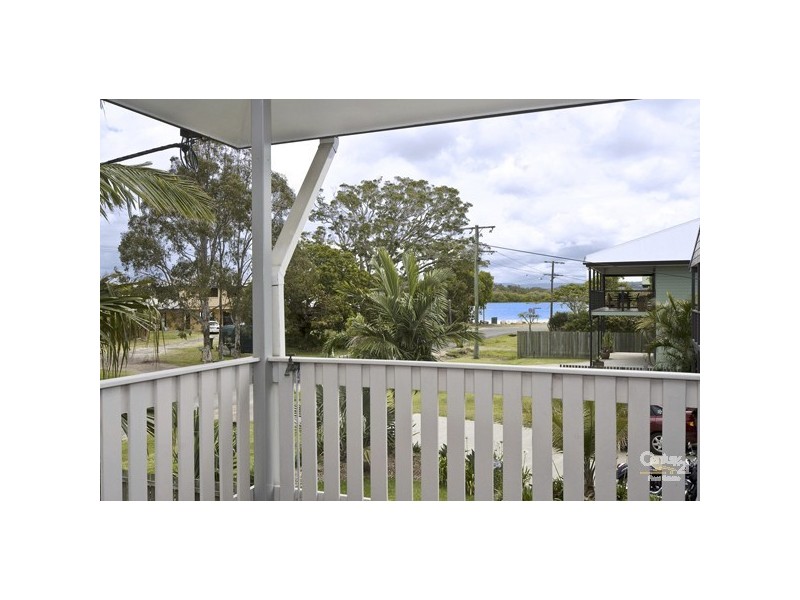 9 Godfreys Avenue, Maroochydore QLD 4558