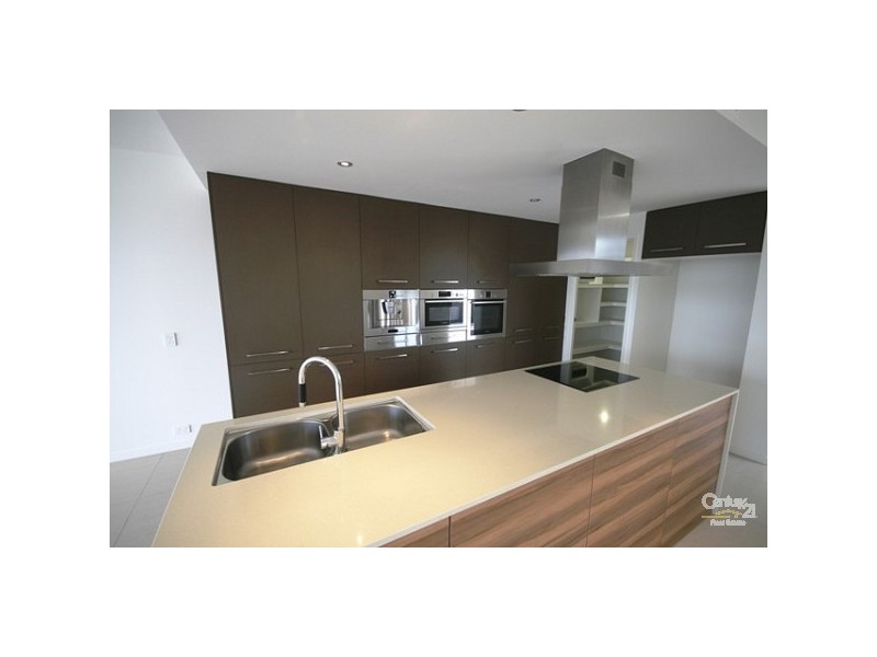 3/175 Bradman Avenue, Maroochydore QLD 4558