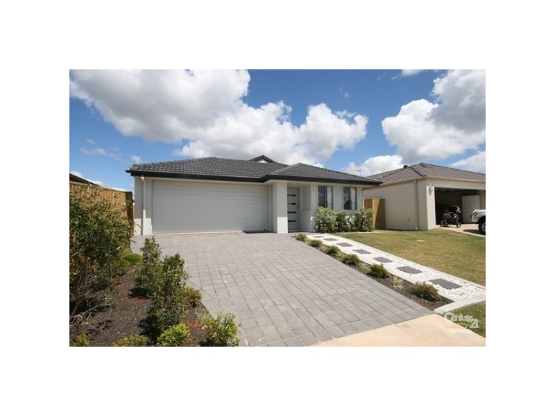 8 Brook Avenue, Sippy Downs QLD 4556