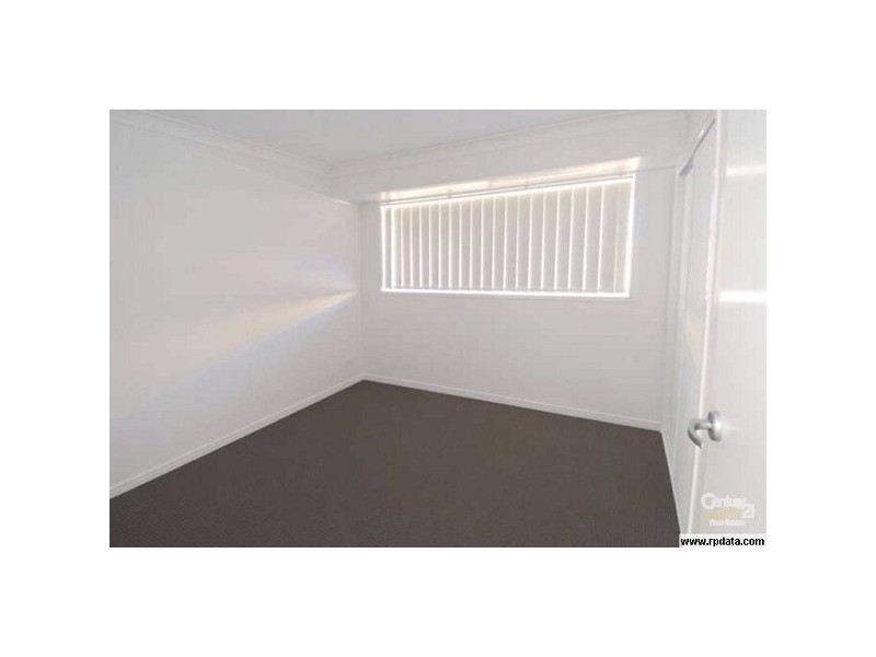 8 Brook Avenue, Sippy Downs QLD 4556