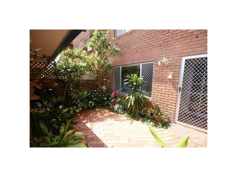 4/82 Broadwater Avenue, Maroochydore QLD 4558