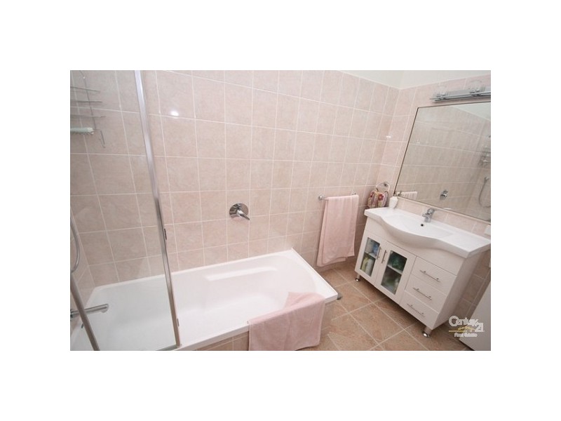 4/82 Broadwater Avenue, Maroochydore QLD 4558