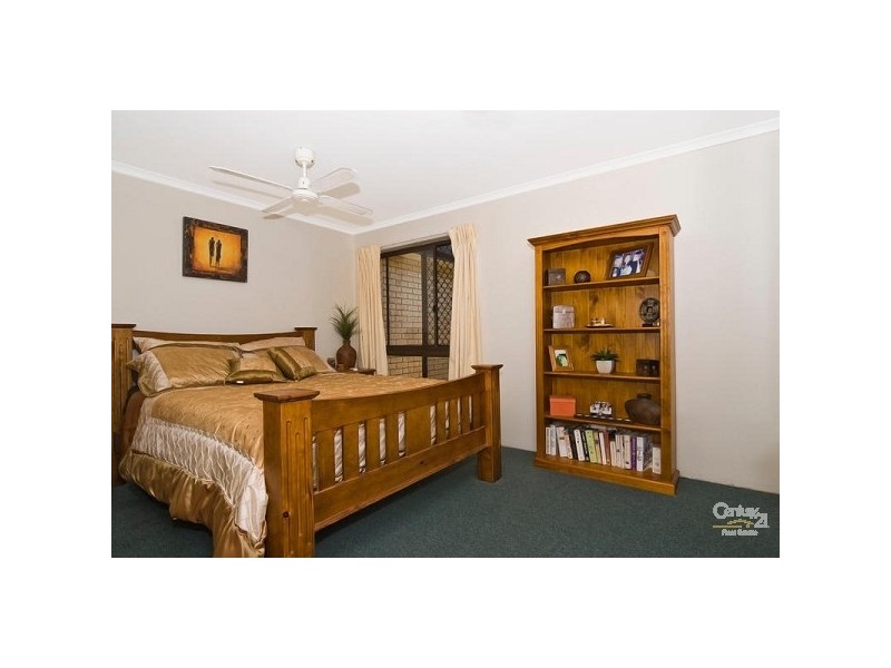 4 Yuruga Crescent, Mooloolaba QLD 4557