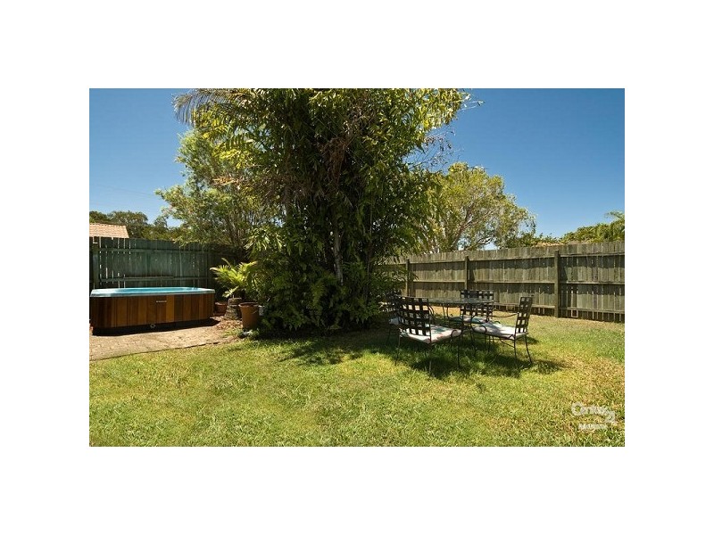 4 Yuruga Crescent, Mooloolaba QLD 4557