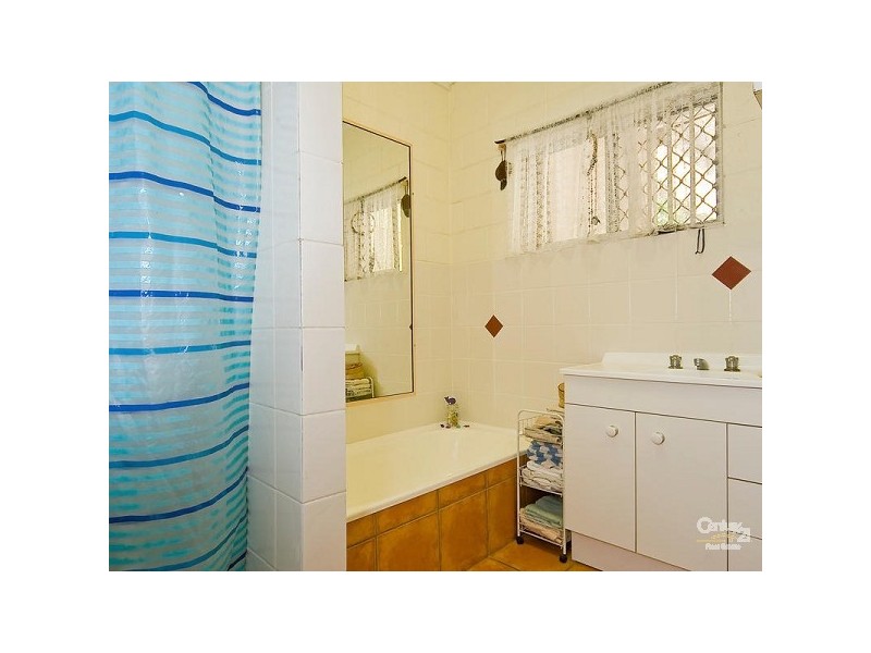 3 Palm Drive, Mooloolaba QLD 4557