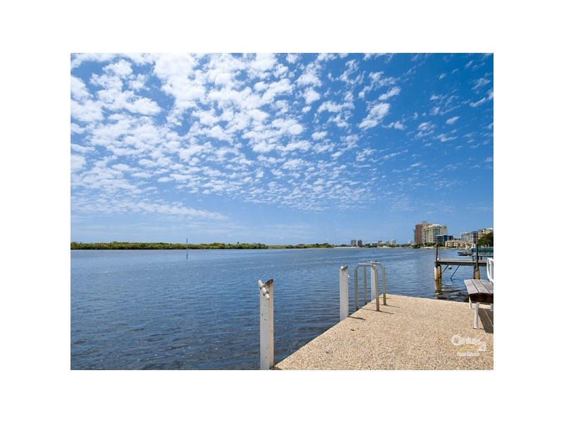 18/150 Duporth Avenue, Maroochydore QLD 4558
