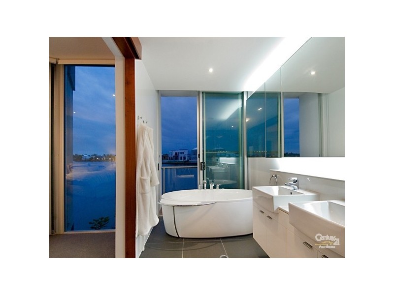 23/20 Anchorage Circuit, Twin Waters QLD 4564