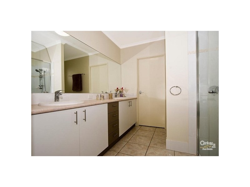 14 Lombok Street, Parrearra QLD 4575