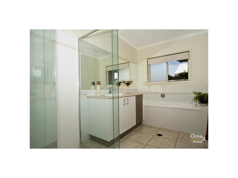 14 Lombok Street, Parrearra QLD 4575