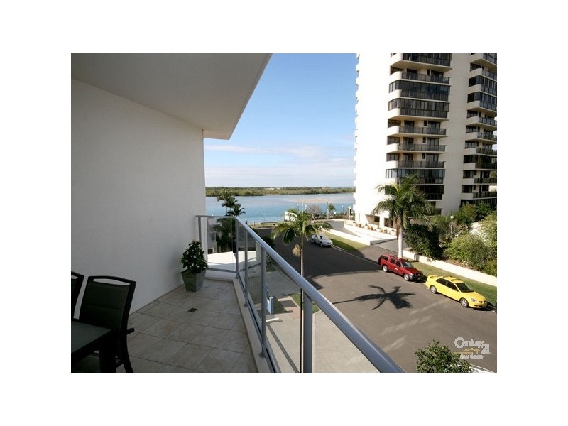 3/128 Duporth Avenue, Maroochydore QLD 4558