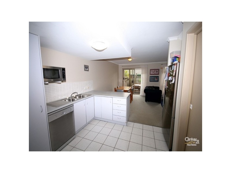 2/18 Arwen Street, Maroochydore QLD 4558