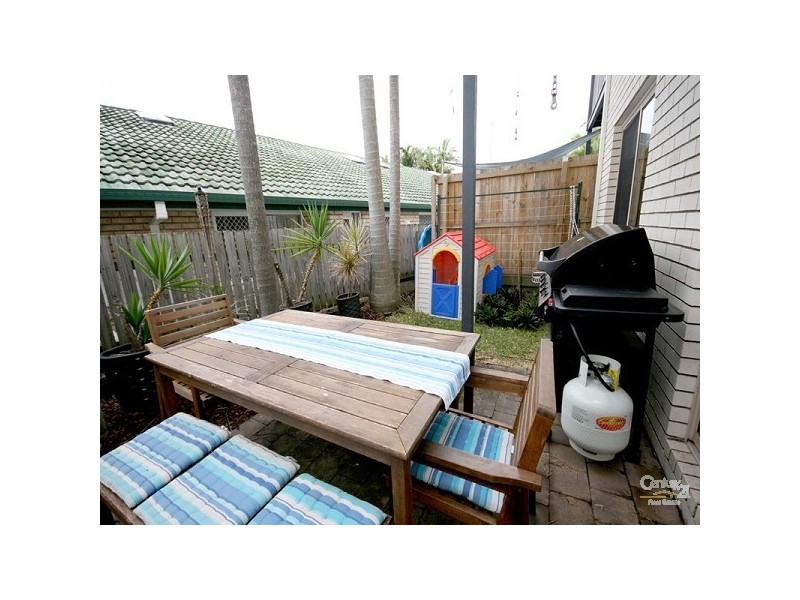 2/18 Arwen Street, Maroochydore QLD 4558