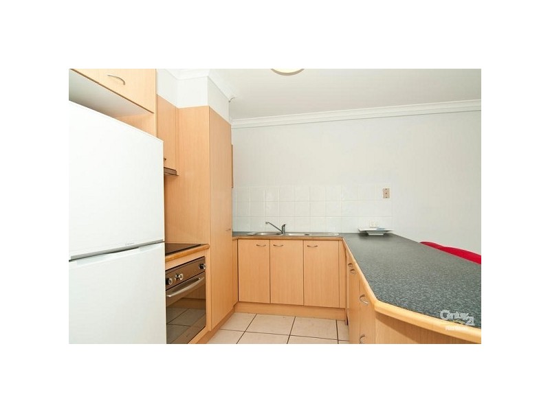 10/8-10 Yallanga Place, Mooloolaba QLD 4557