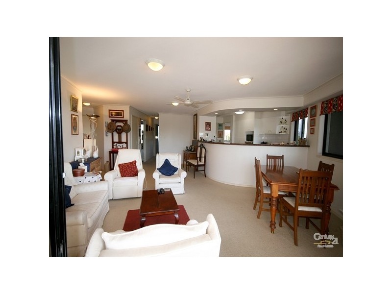 7/25-27 The Esplanade, Cotton Tree QLD 4558