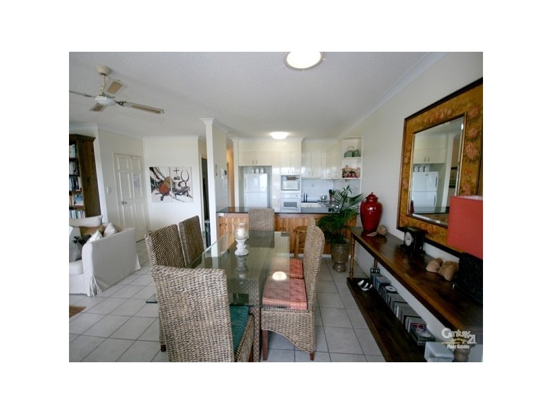 4/153 Bradman Avenue, Maroochydore QLD 4558