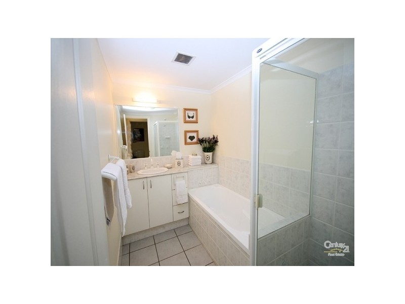 4/153 Bradman Avenue, Maroochydore QLD 4558