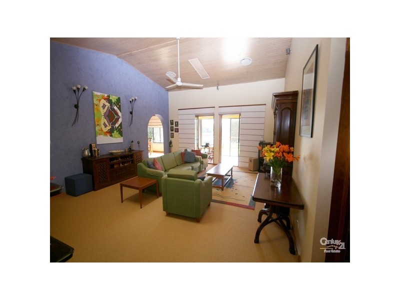 9 Ewinga Court, Mountain Creek QLD 4557