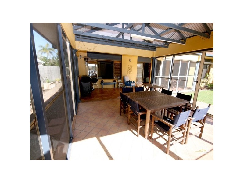 9 Ewinga Court, Mountain Creek QLD 4557
