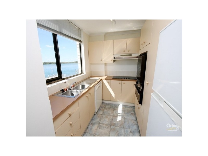 3/150 Duporth Avenue, Maroochydore QLD 4558