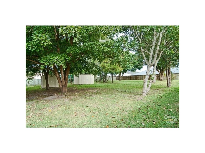 6 Nichols Avenue, Beerwah QLD 4519