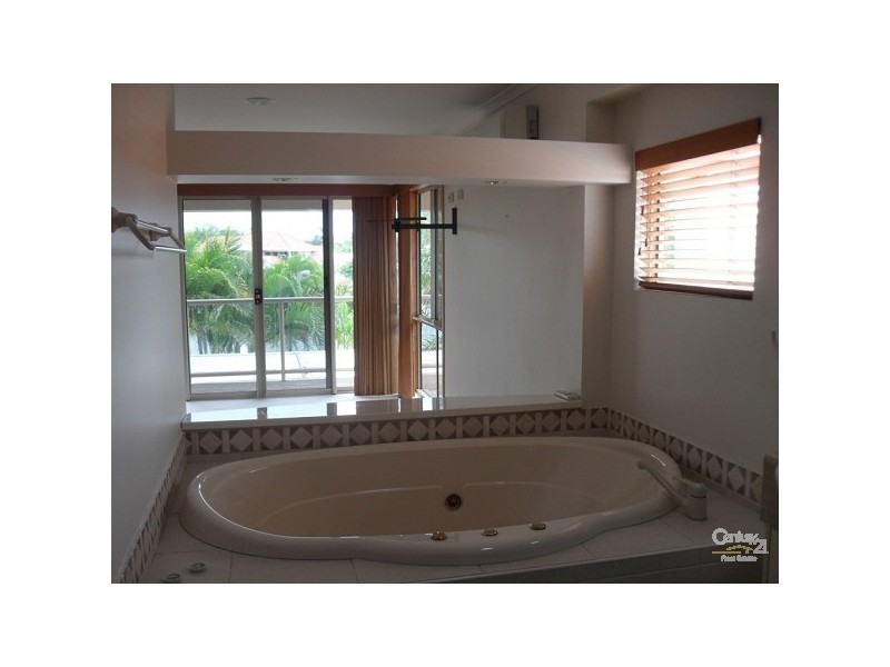 120 Tepequar Street, Maroochydore QLD 4558