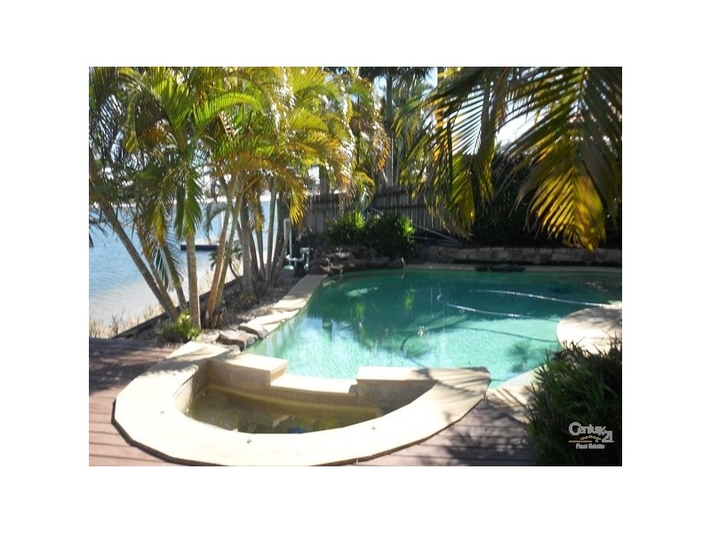 120 Tepequar Street, Maroochydore QLD 4558