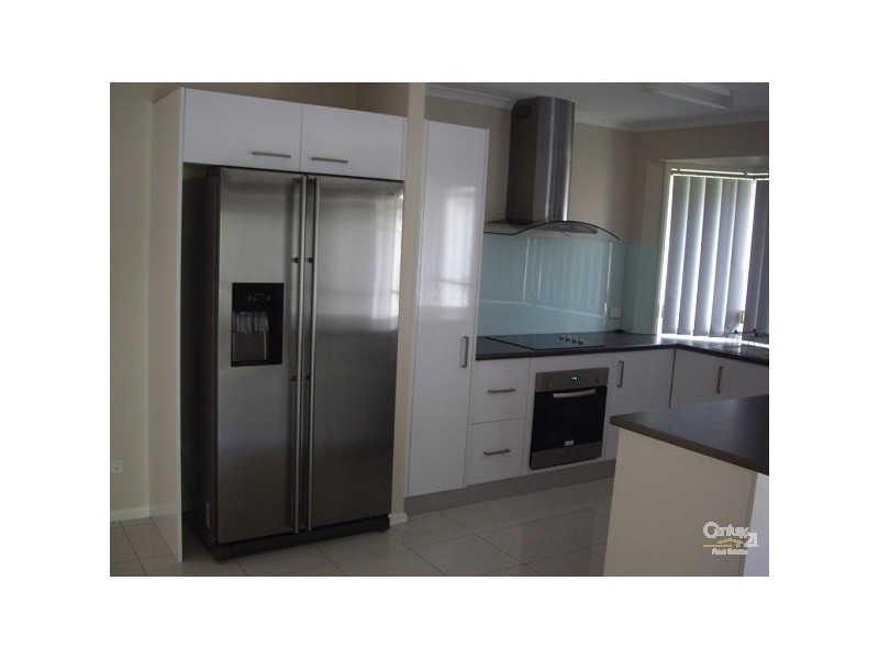 1/86 Parkway Drive, Mooloolaba QLD 4557