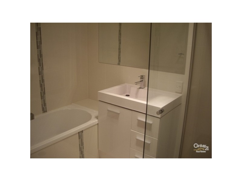 1/86 Parkway Drive, Mooloolaba QLD 4557