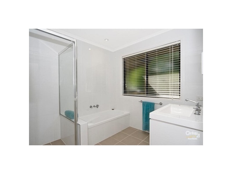 24 Fairview Close, Bli Bli QLD 4560