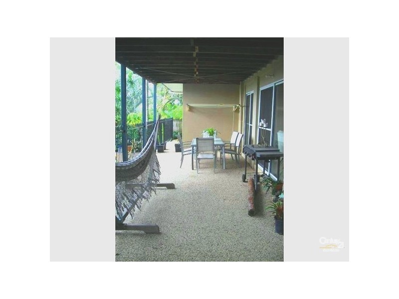 2nd Driveway Hilltop Cres, Maroochydore QLD 4558