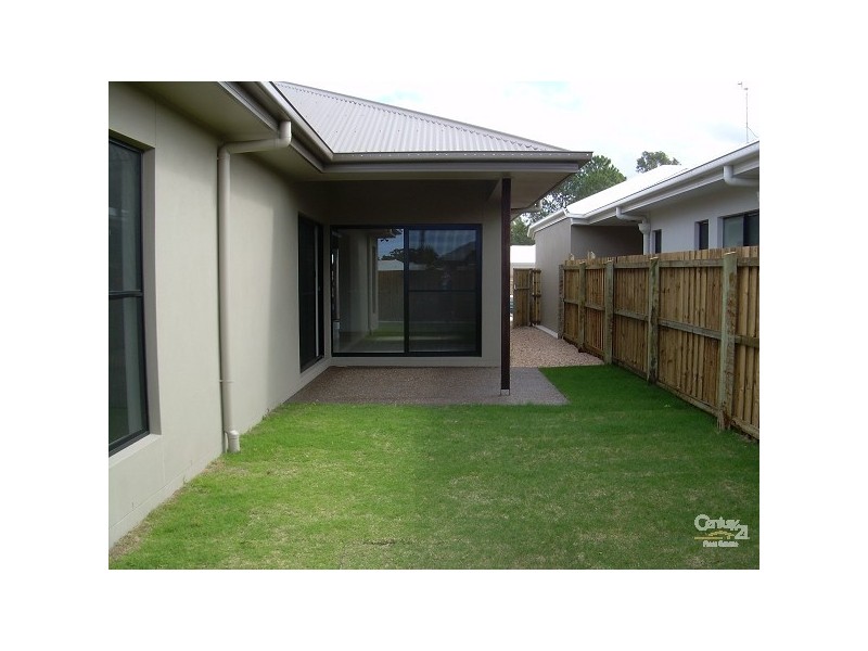 21 Peppermint Cres, Sippy Downs QLD 4556