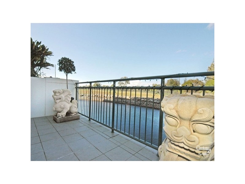 2103/1 Mungar Street, Maroochydore QLD 4558