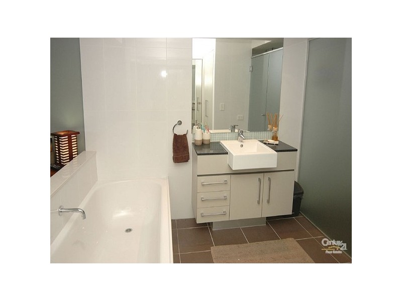 2103/1 Mungar Street, Maroochydore QLD 4558