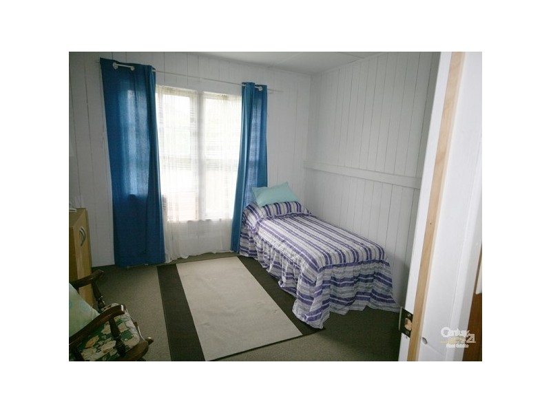 5 Watsonia Street, Maroochydore QLD 4558