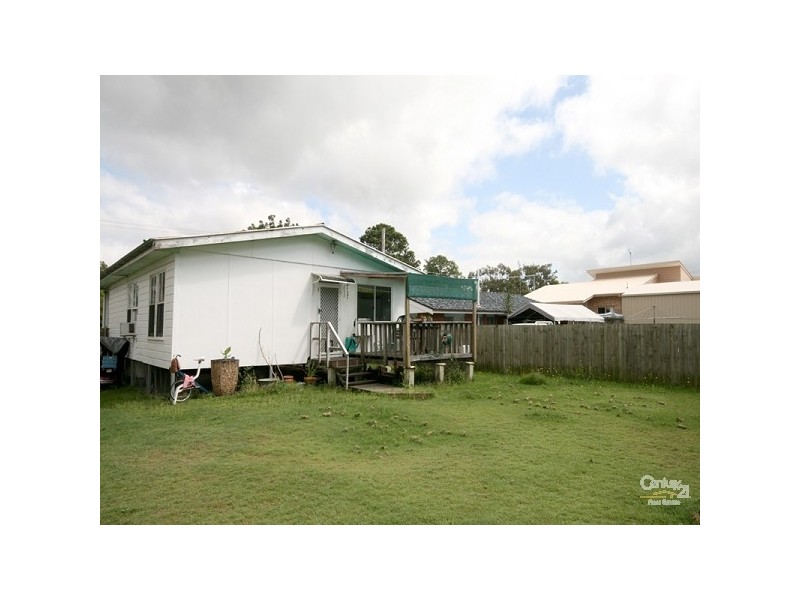 5 Watsonia Street, Maroochydore QLD 4558