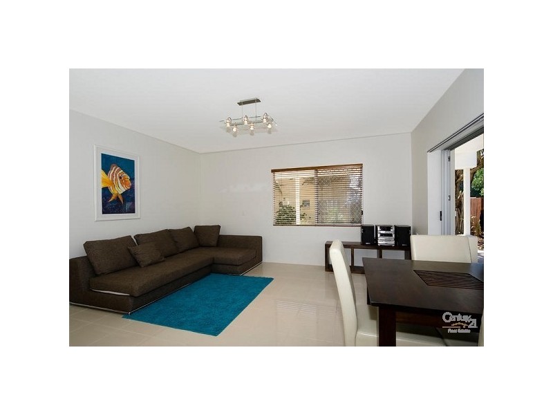 1/30 Alexandra Parade, Maroochydore QLD 4558