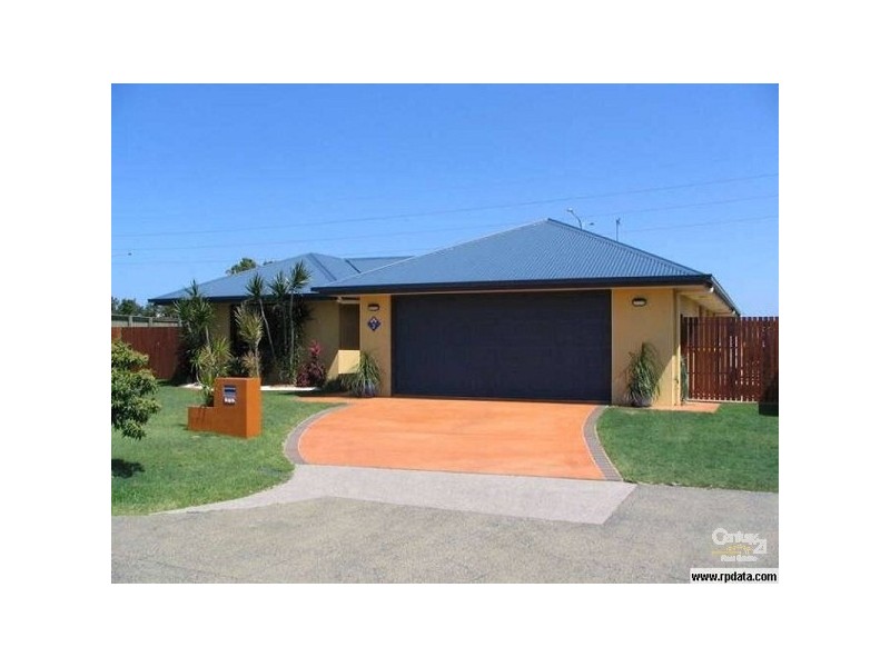 2 Canary Court, Parrearra QLD 4575